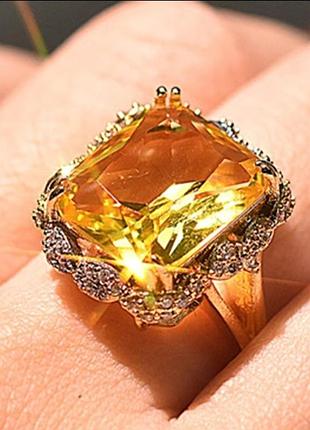 Кольцо с крупным жёлтым кристаллом (19-21 размеры) 19