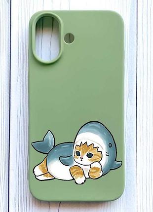 Матовый оливковый чехол на iphone 16 котенок акула (принт 355)