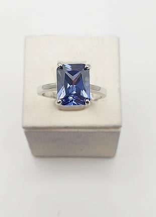 Кольцо серебряное с танзанитом 18,5 3,4 г