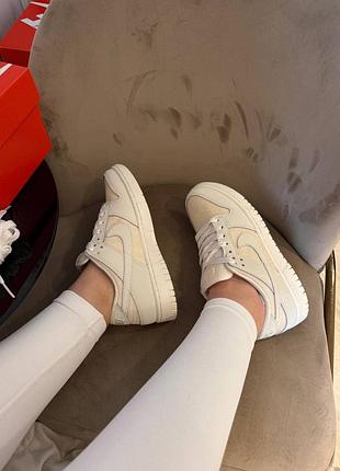 Nike dunk low soft pearl