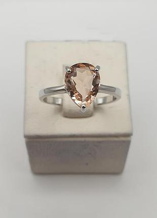 Кольцо серебряное с морганитом 18 2,46 г