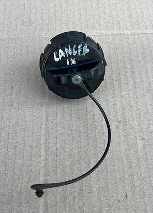 Крышка (пробка) заливной горловины бака (бензобака) для mitsubishi lancer 9.