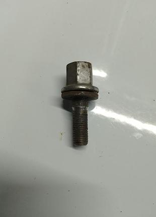 Болт кріплення колеса citroen/peugeot 960587
