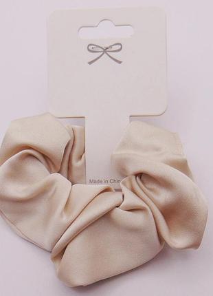 Резинка для волос атласная 10 см бежевая fashion