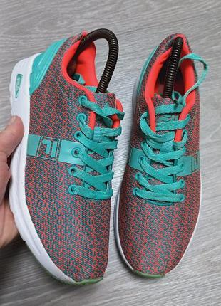 Фирменные кроссовки fila