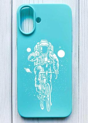 Матовий бірюзовий чохол на iphone 16 plus космонавт на велосипеді (принт 399)