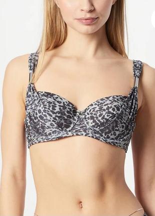 Верх от купальников hunkenmöller 75c, 75e