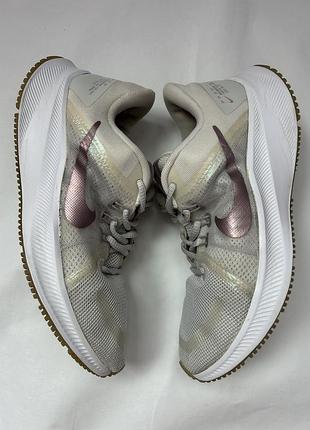 Жіночі кросівки nike quest 4 premium
