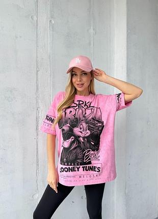 Базовая футболка oversize со стильным принтом накатом