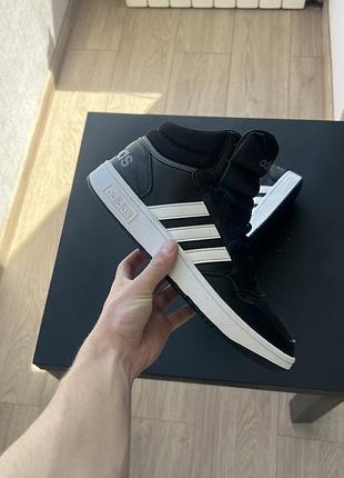 Кросівки adidas