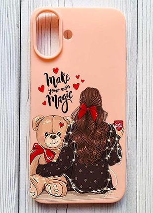 Матовый персиковый чехол на iphone 16 plus девушка с мишкой (принт 188)
