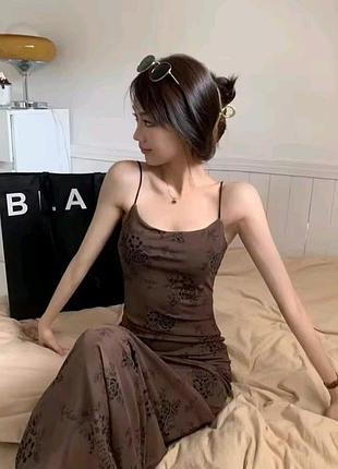 Длинное платье с цветочным принтом