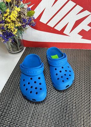Оригинальные шлепанцы crocs