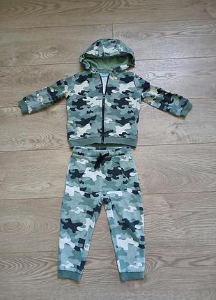 Костюмчик 86-92р