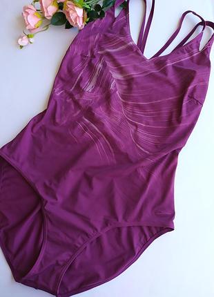 Брендовий спортивний суцільний купальник speedo, eur 44