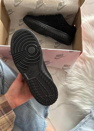 Nike sb dunk triple black 8