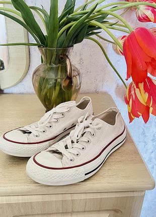 Білі converse