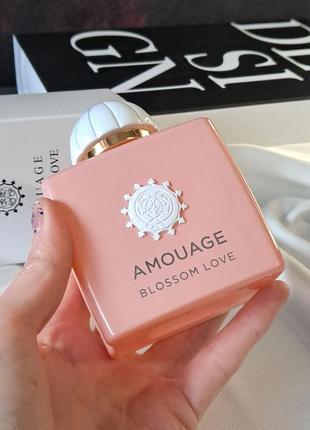 Amouage blossom love 

 тестернее пакування 100 мл
