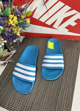 Оригинальные шлепанцы adidas