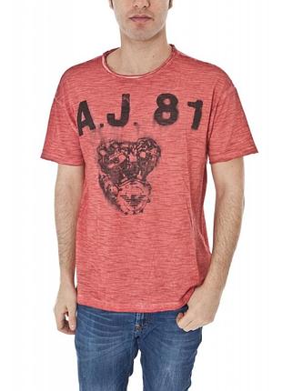 Футболка armani jeans comfort fit garment dyed t-shirt