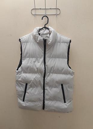 Жилетка женская бежевая с черным без капюшона с-10633. размеры:4xl, 5xl 
цена&nbsp; - 850грн