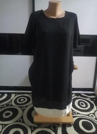 Елегантна чорно біле, легке плаття.