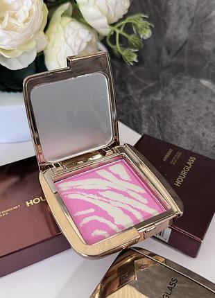 Румяна ambient lighting blush ethereal glow