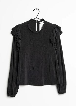 Чорна блуза з воланами mango xs