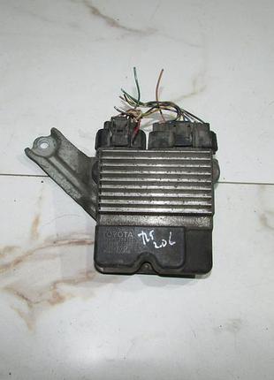 Блок керування форсунками 2.0 1azfse 89871-28010 toyota avensis t25 2003-2008