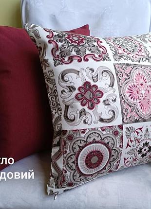 Набор декоративных наволочек 35*35  в коричнево серых цветах для декора