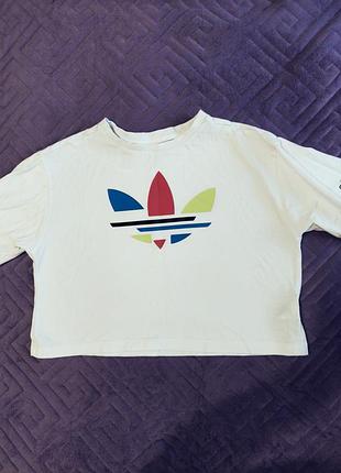 Топ adidas . оригинал