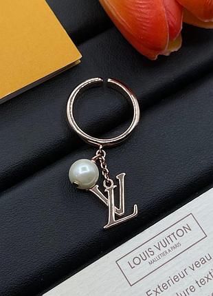 Кольцо луи виттон pearl logo charm ring rose gold люкс качество
