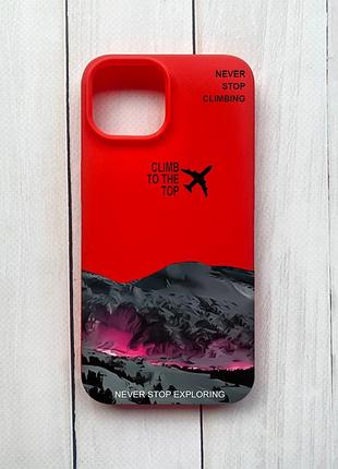 Матовый чехол на iphone 15 красный поднимись на вершину (принт 419)