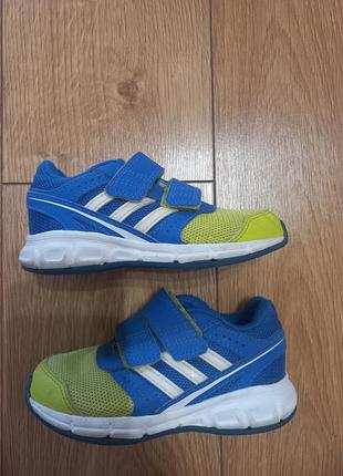 Adidas кроссовки