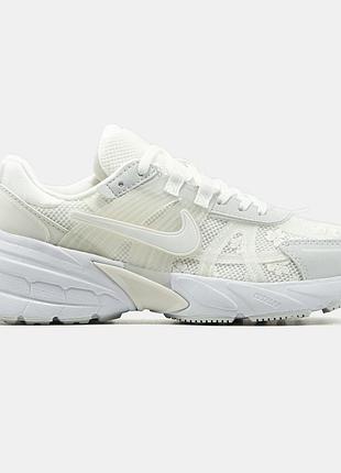 Жіночі кросівки nike v2k runtekk white flowers найк білого кольору