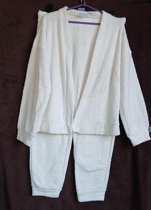 Костюм женский молочный,тедик, l, 44-46