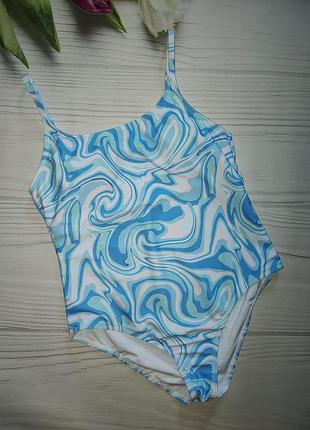 Яркий слитный купальник shein