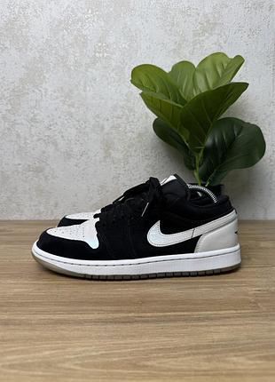 Чоловічі кросівки air jordan 1 low diamond чорні/ білі розмір 42