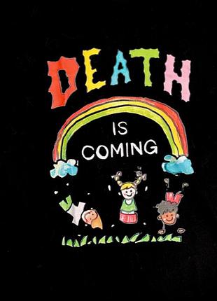 Чорна оверсайз готична футболка з принтом death is coming y2k