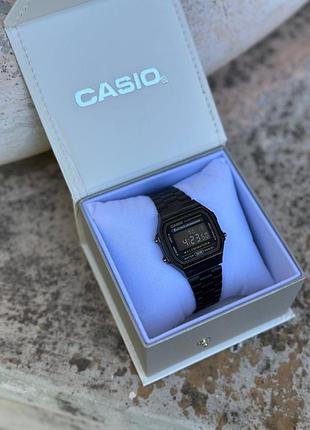 Годинник casio