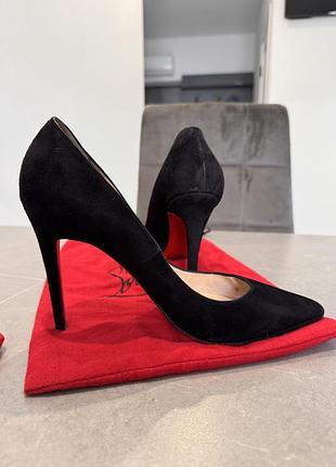 Туфлі-човники чорні louboutin kate 38