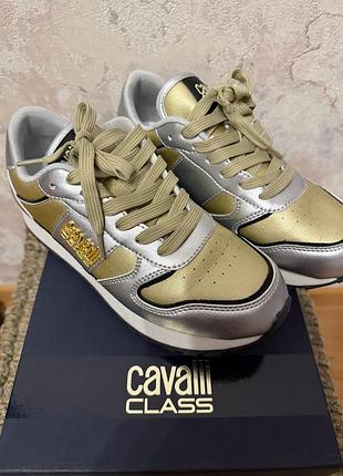 Жіночі кросівки,в срібло-золотому кольорі, дизайн roberto cavalli оригінал р.38