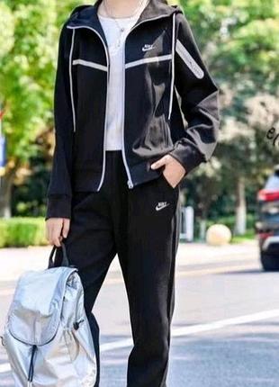 Спортивний костюм найк tech fleece