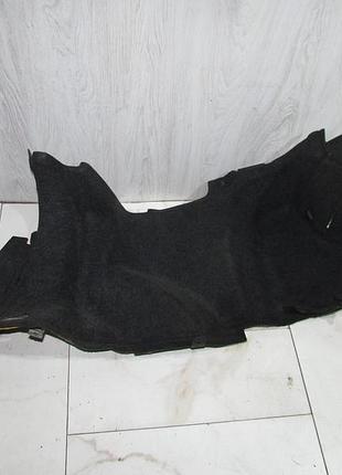 Обшивка багажника права седан toyota avensis t25 2003-2008