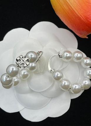 Серьги тори бёрч tory silver pearl hoop lux качество