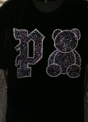 Неймовірно шикарна,ошатна стильна кофточка, розмір універсальний.