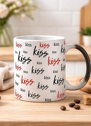 Чашка хамелеон с блестками и надписями kiss