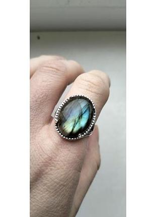 Серебряное кольцо с лабрадором арт.1179+