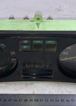 Щиток приладів панель приладів спідометр годинник москвич 2140sl люкс moskvich