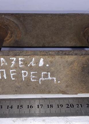 Кронштейн кріплення ресори сережка газ газель 2705 3302 №5